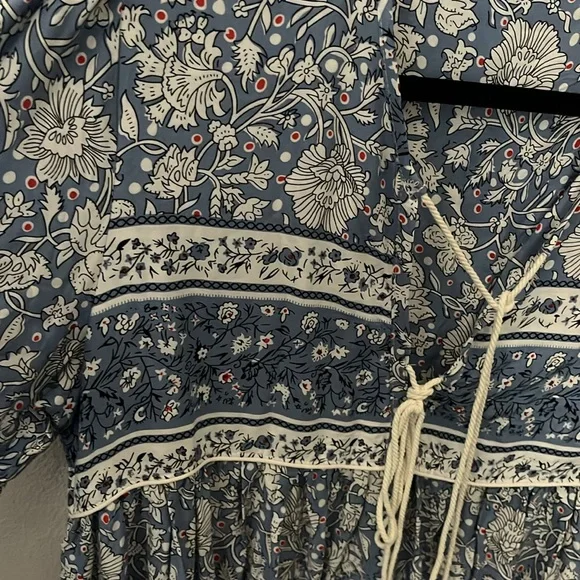 R Vivimos bohemian tassel dress Large - Picture 10 of 10